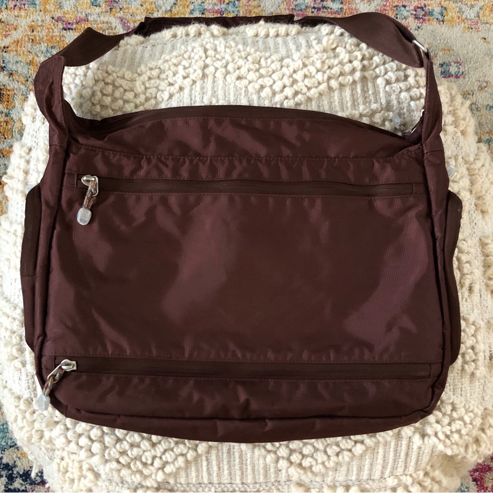 eBags Terrace Crossbody Every Day Unisex Bag! - Picture 2 of 7